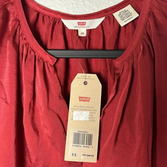 NWT Levis Red Tank Top - Picture 2 of 6